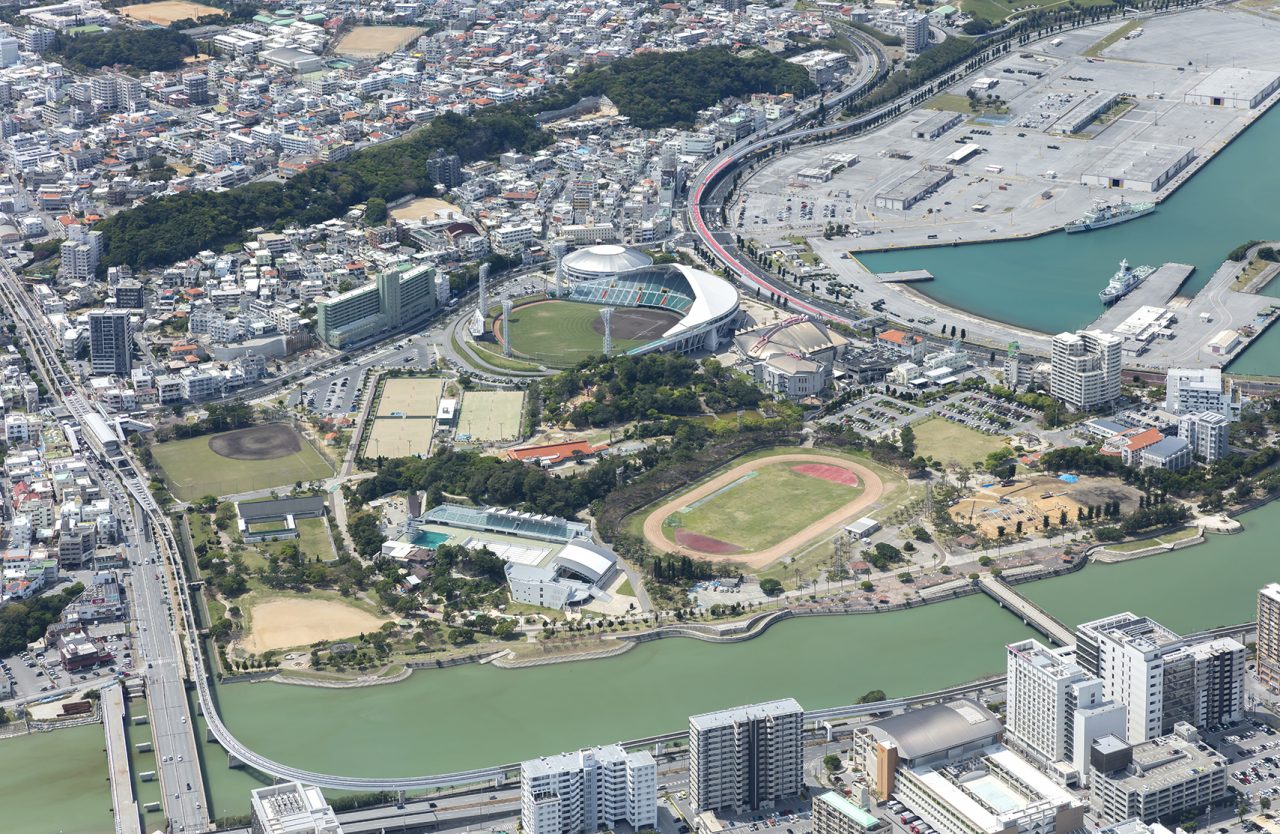 奥武山公園・奥武山総合運動場の外観